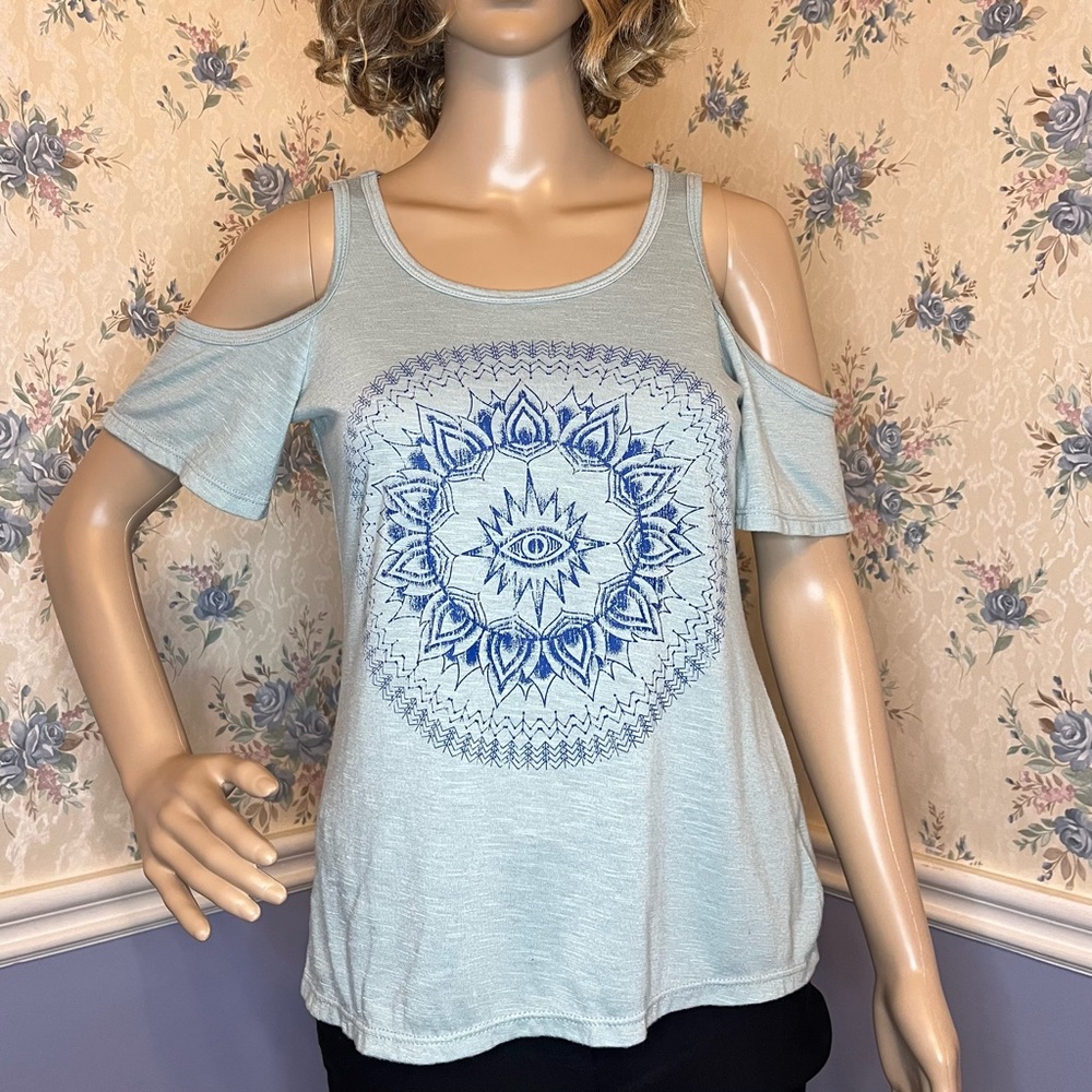Jessica Simpson Graphic Evil Eye Cold Shoulder Top, Size Xs